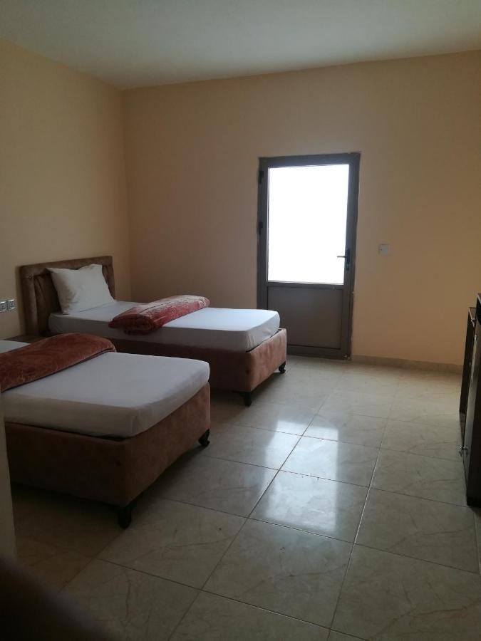Bedouins Inn Village Aqaba Exterior photo