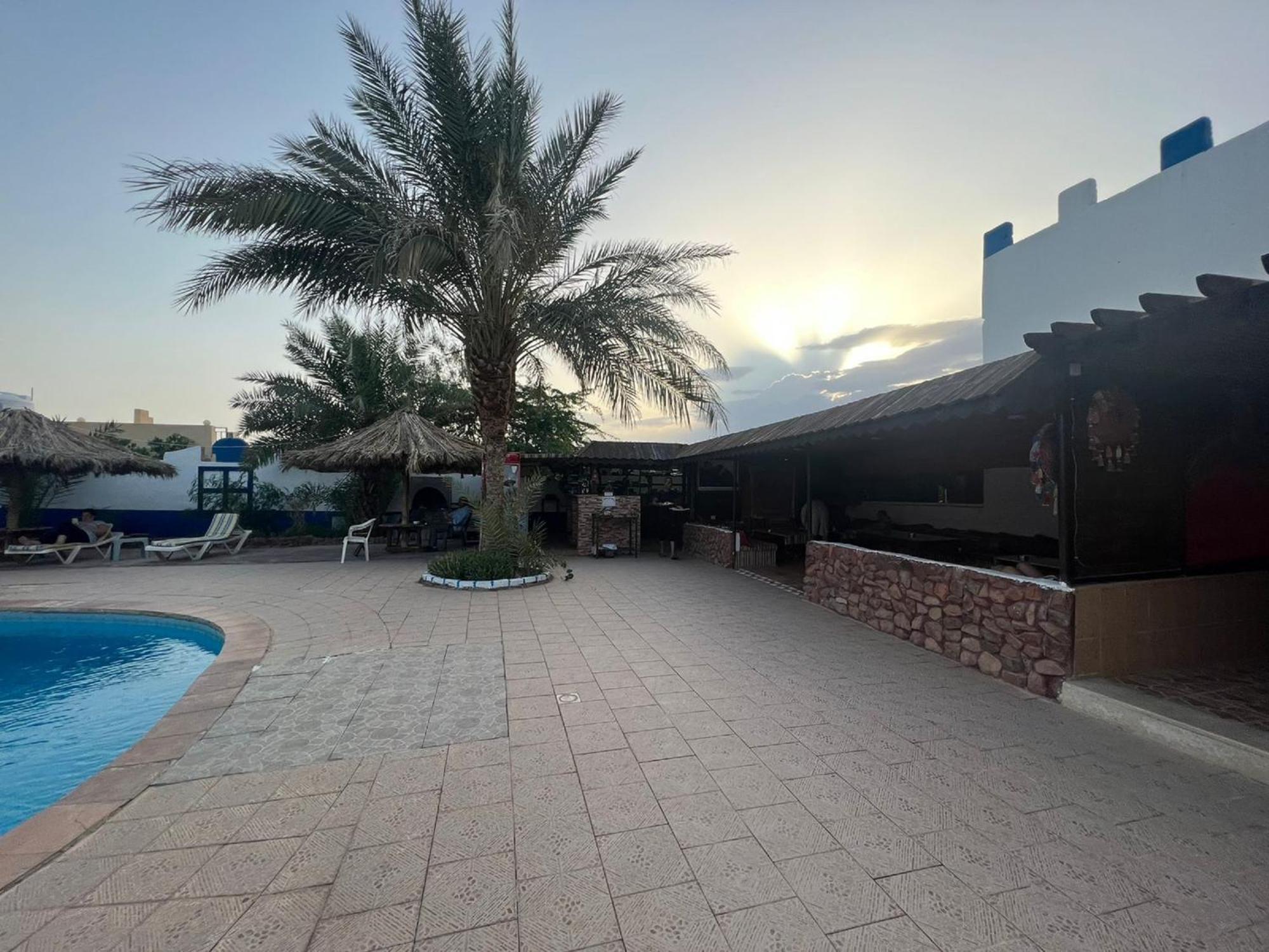 Bedouins Inn Village Aqaba Exterior photo